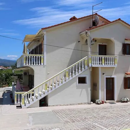 Lejlighed In With Two-bedrooms 9