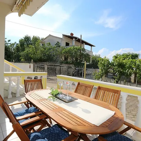 In With Two-bedrooms 9 Silo (Krk)