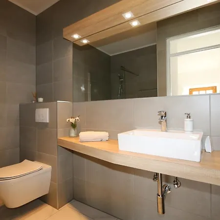 Apartment In With Two-bedrooms 9 *