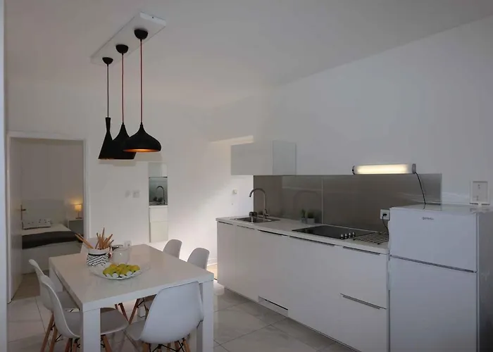 In With Two-bedrooms 9 Apartament Šilo